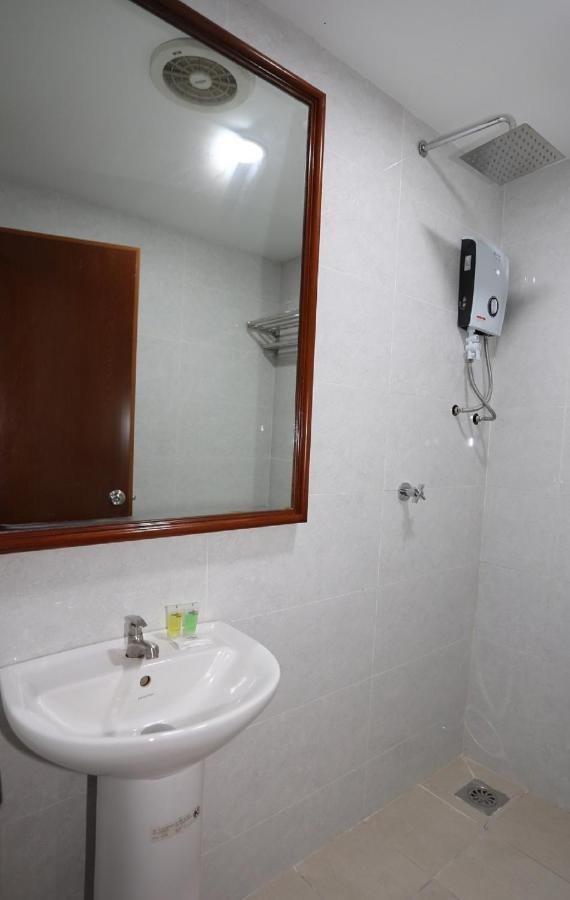 Hotel Orkid Hills At Pudu Kuala Lumpur Exterior foto